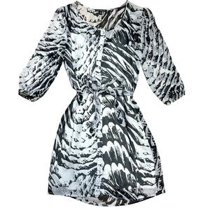 Express Women Black Off White Mini Dress Scoop Neck Belted Tie Waist Buttons XS